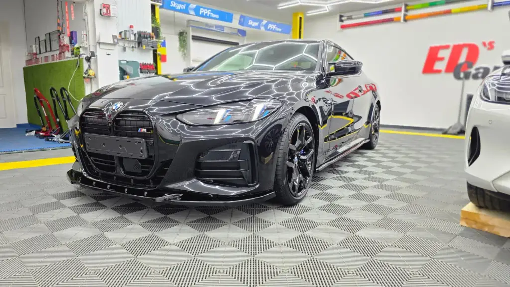 BMW M440i negru protejat cu folie PPF, lucrare realizată la ED’s Detailing Garage București