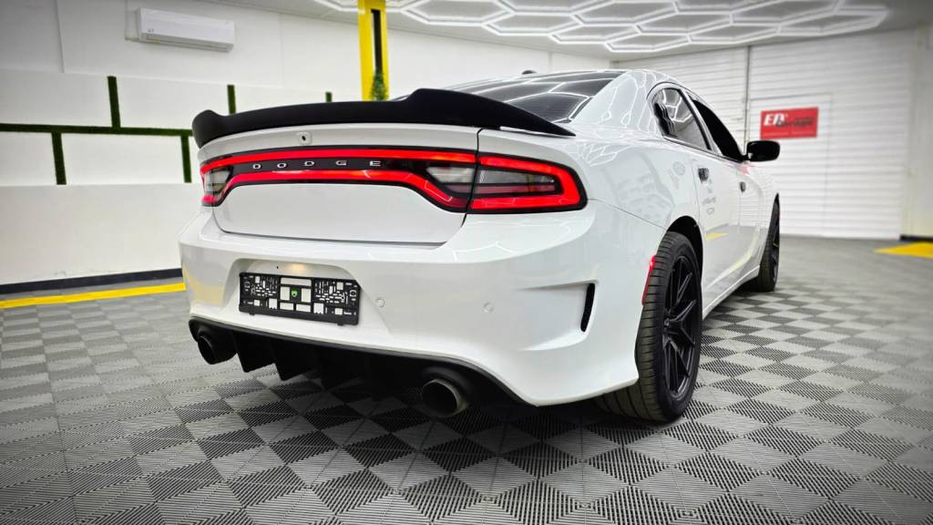 Detailing exterior premium Dodge cu protecție și finisaj de showroom