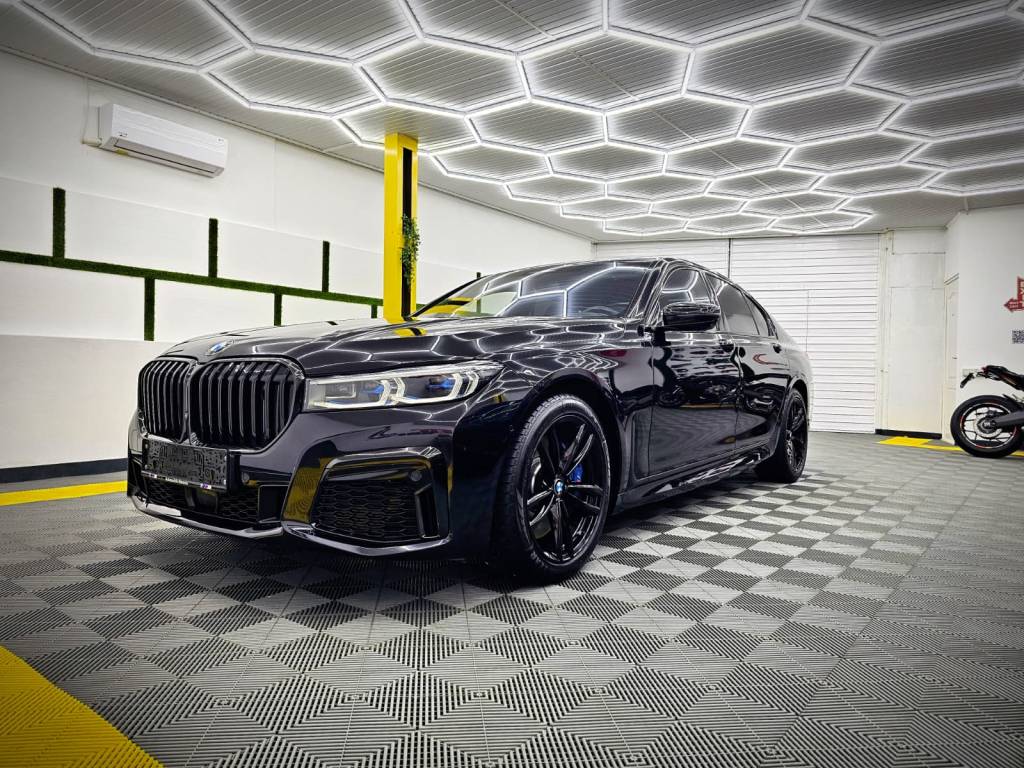 Infoliere cu folie ppf completa Bmw seria 7 in Bucuresti