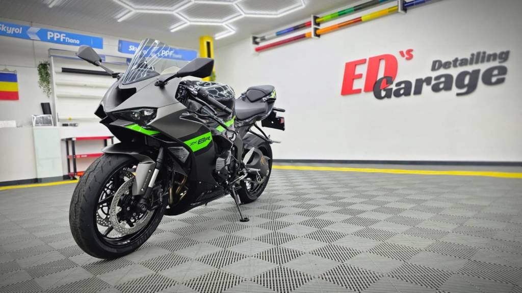 Infoliere completa cu folie ppf Kawasaki in Bucuresti