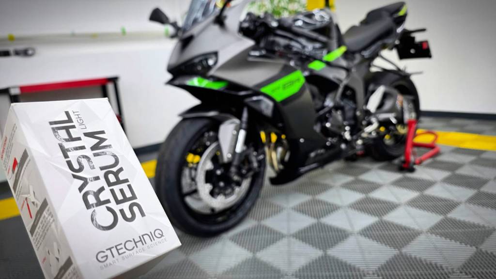 Protectie ceramica moto profesionala Gtechniq CSL in Bucuresti