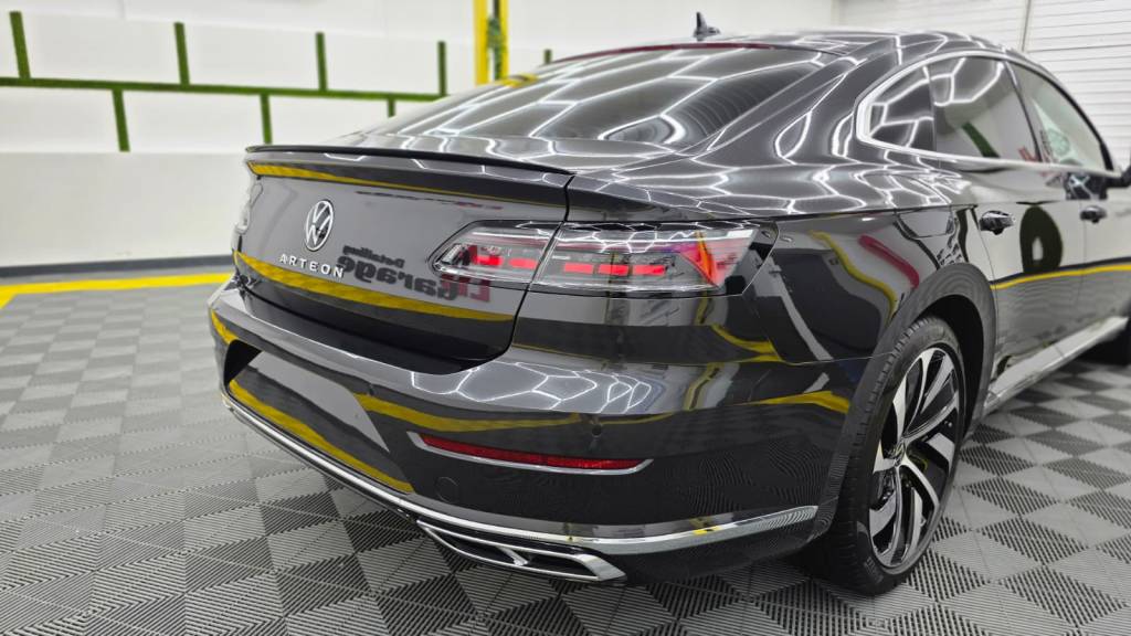 Sigilare cu protectie ceramica profesionala VW Arteon R LINE