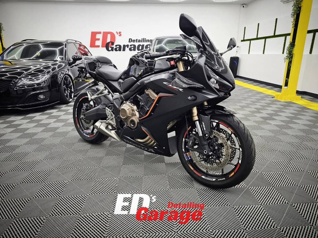 Infoliere full cu PPF premium motocicleta Kawasaki Ninja in Bucuresti