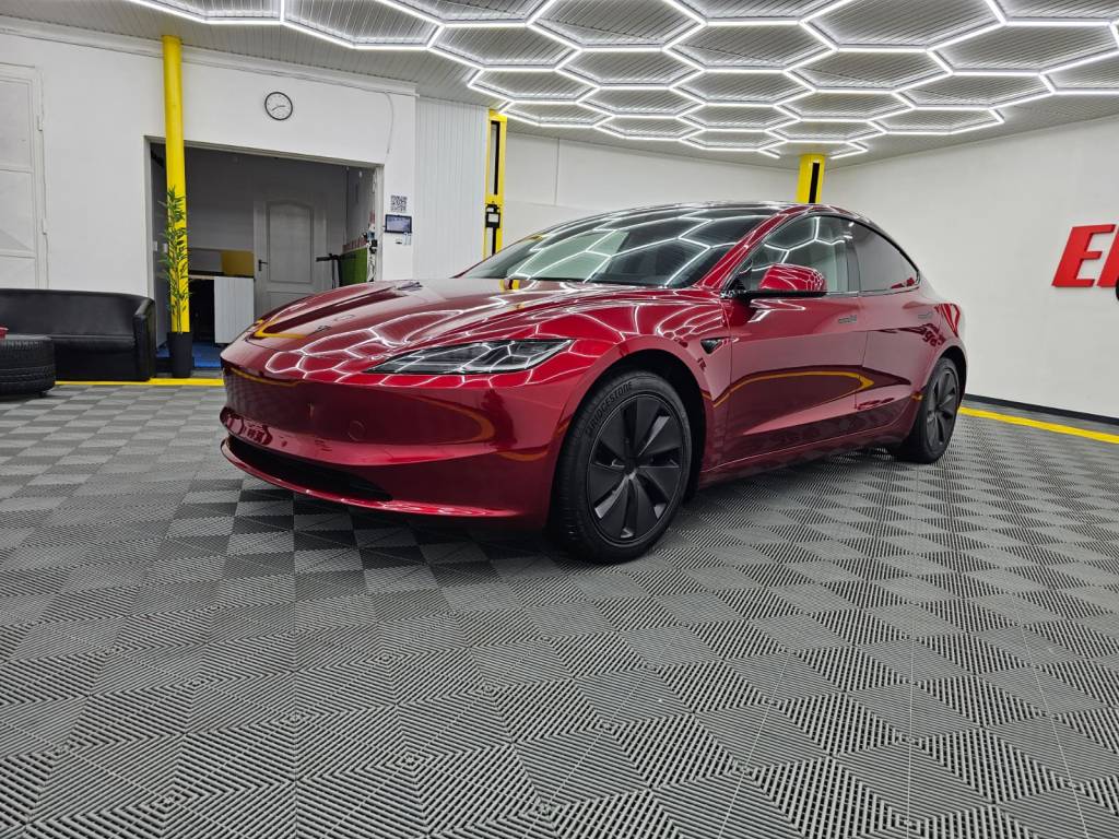 Protectie foloie PPF masina noua in Bucuresti