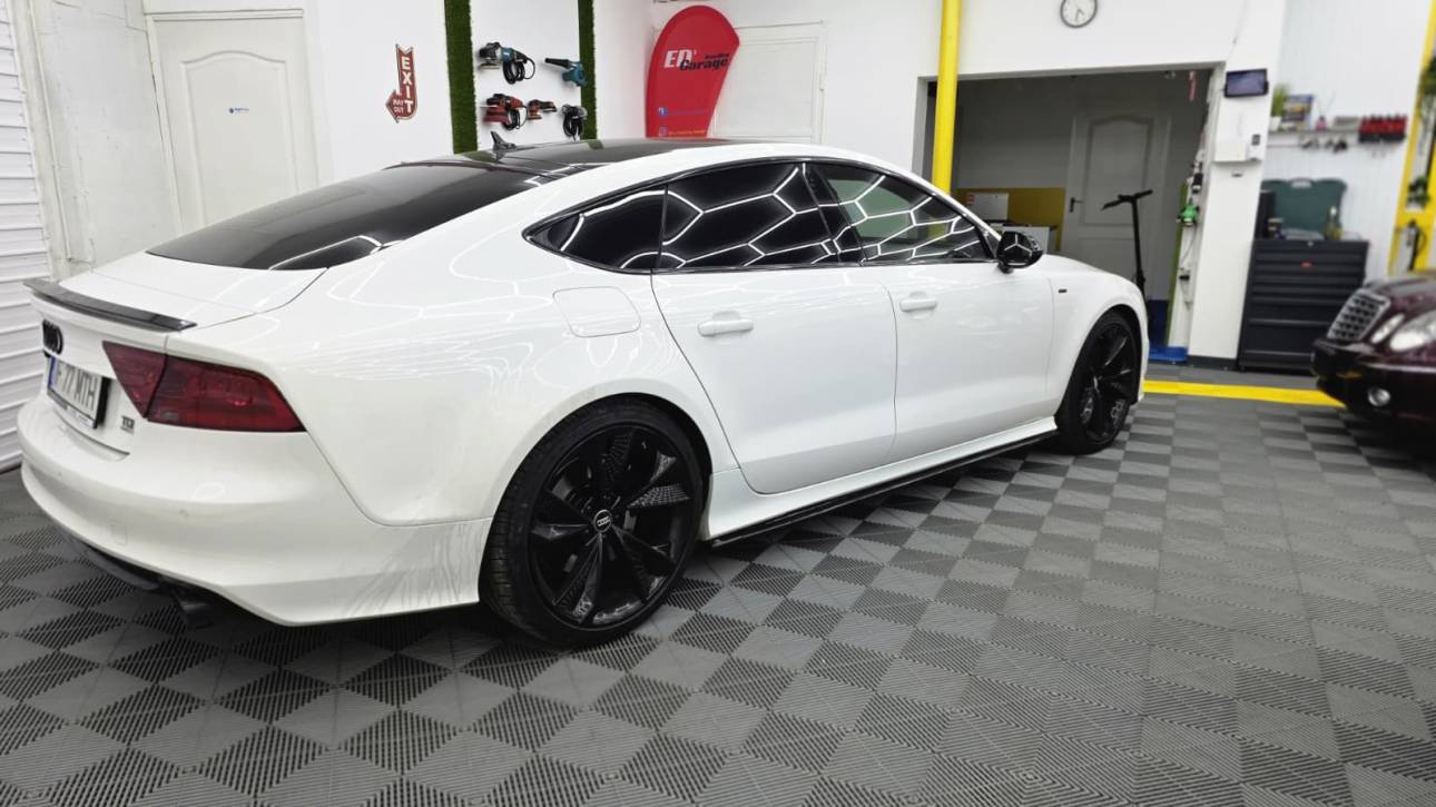Polish si restaurare vopsea cu luciu intens Audi a7