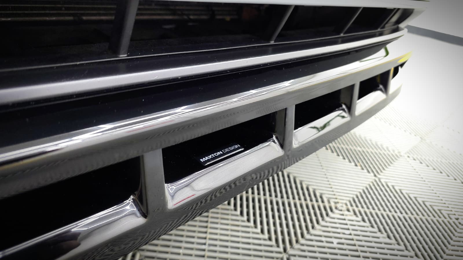 Atelier montare si vanzare Maxton Design in Bucuresti