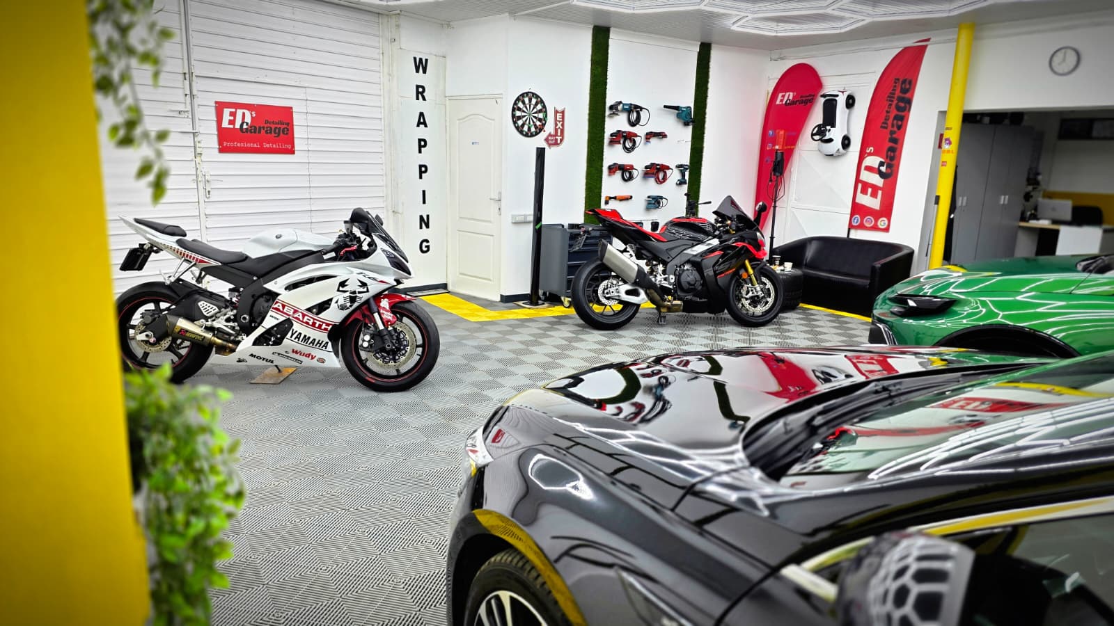 Interior atelier ED’s Detailing Garage Bucuresti – centru profesional de detailing auto moto